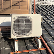室外機屋根置き工事