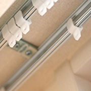 カーテンレール、額縁、鏡の取付け